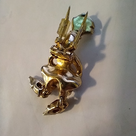 Dancing People Brooches Gold and Pink - Picture 3 of 7